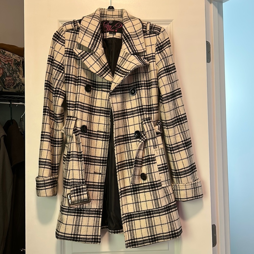White & black button up, belted mid-thigh peacoat. Extra small. Smoke free home